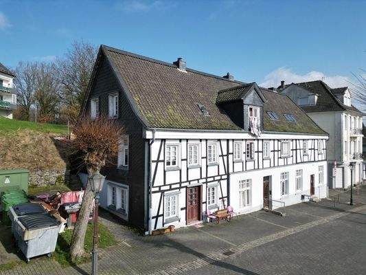 Seitenansicht vom Wohnhaus.JPG