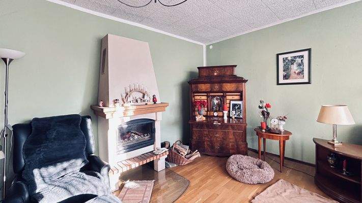 Wohnbereich mit Kamin